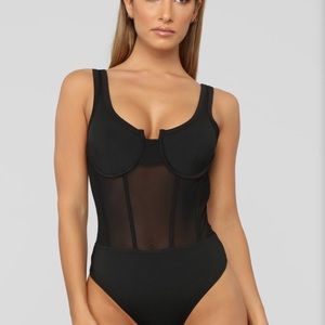 Fashionnova bodysuit